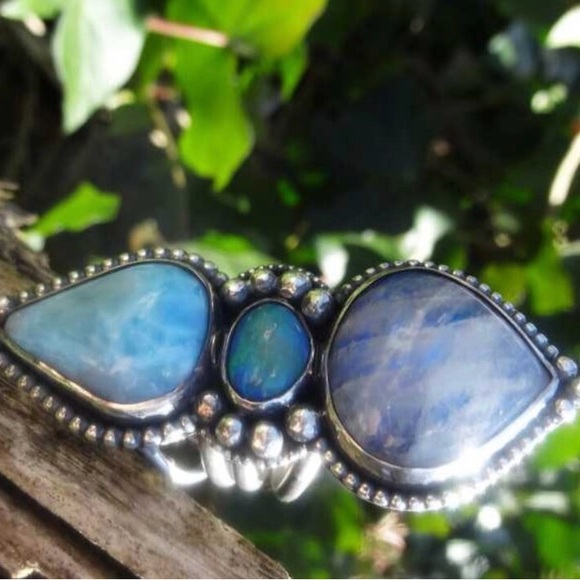 💧🦚🤍 Elegant Opal, Moonstone, Larimar Ring - Picture 7 of 11